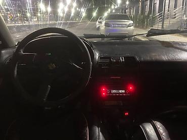 rgb свет: Mazda 323: 1990 г., 1.6 л, Механика, Бензин, Хэтчбэк — 5