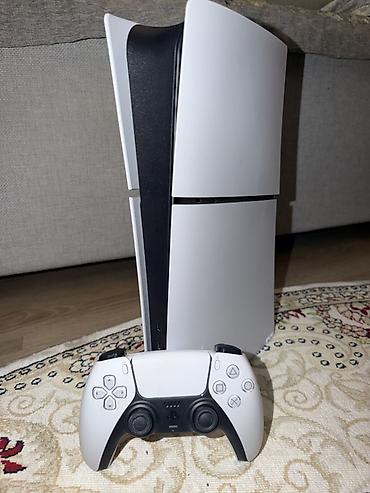 Ideal veziyyetde Playstation 5 slim satilir, ev seraitinde istifade