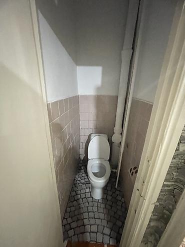 этаж: 3 комнаты, 58 м², 105 серия, 1 этаж, Требуется ремонт — 9
