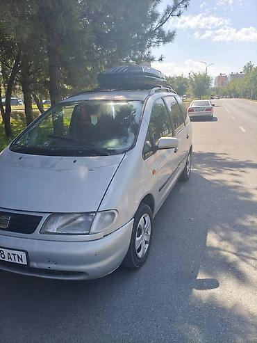лючок: Seat Alhambra: 1998 г., 2 л, Автомат, Бензин, Минивэн — 3