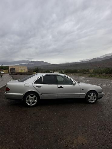 аварий: Mercedes-Benz E-Class: 1996 г., 2.8 л, Механика, Бензин, Седан — 6
