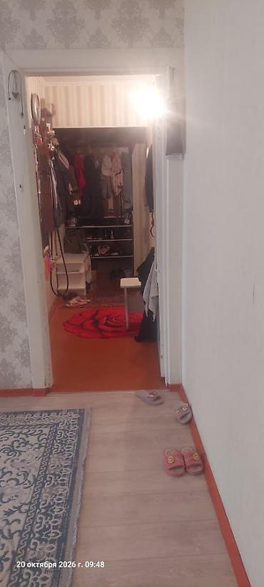 69: 1 комната, 31 м², 3 мкр 104 серия, 3 этаж, Косметический ремонт — 2