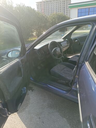 Opel: Opel Vectra: 1.8 l | 1996 il 500000 km Sedan — 6