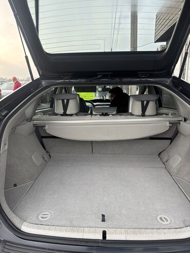 Toyota: Toyota Prius: 2015 г., 1.8 л, Автомат, Гибрид, Универсал at lalafo.kg — 5 Toyota: Toyota Prius: 2015 г., 1.8 л, Автомат, Гибрид, Универсал — 5