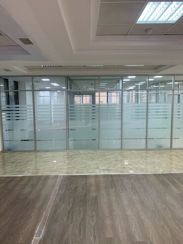 Алюминиевые окна на заказ: Перегородка Алюминиевый перегородка Цельно стеклянные Перегородки из — 28