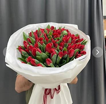 Букеты из живых цветов: - Профессиональная флористическая сборка и гармоничные цветовые — 26