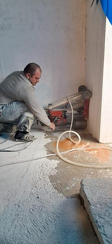 ağ dirnaq bezekleri: #betonisleri #beton #betonkesme #betonkəsimi #betonkesim #betondesme — 6