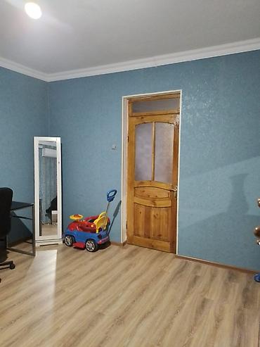 zabrat ev: Binəqədi qəs., 5 otaqlı, Yeni tikili, m. Azadlıq Prospekti, 4 kv. m — 8