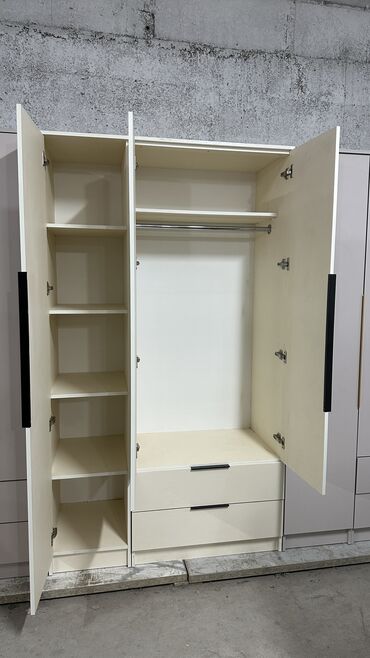 Шкафы для одежды: Шкаф для одежды, Новый, Прямой, ЛДСП — 21