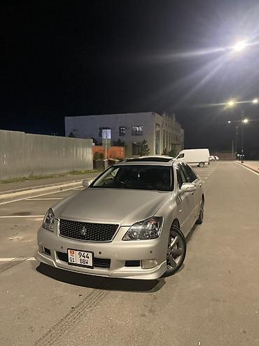 rolls royce silver ghost: Toyota Crown: 2007 г., Седан — 2