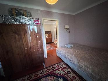 золотой квадрат: 2 комнаты, 42 м², Бишкек Парк ТРЦ Хрущевка, 2 этаж, Косметический ремонт — 5