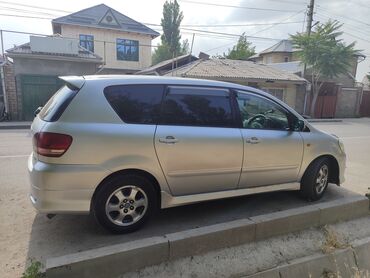 минивен: Toyota Ipsum: 2003 г., 2.4 л, Автомат, Газ, Минивэн
