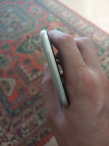 iphone 11 gold: IPhone 11, 128 GB, Gümüşü, Face ID — 3