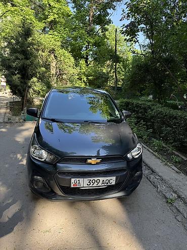 Chevrolet: Chevrolet Spark: 2017 г., 1 л, Вариатор, Бензин, Хэтчбэк — 2