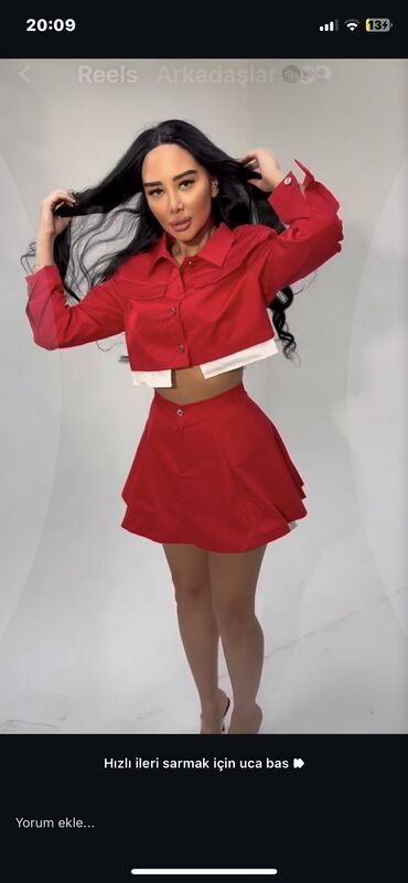 Geyimlər: ✨ Qırmızı dəst satılır (ətək + üst geyim) ✨ 👗 Dəblidir, çox az