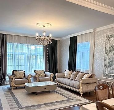 Divan və kreslo dəsti satılır 450₼. Əla vəziyyətdədir. Ünvan :Ramana
