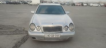 mercedes e220 cdi: Mercedes-Benz E 220: 2.2 l | 1998 il Sedan — 5