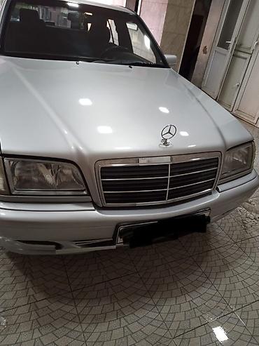 w202 baqaj: Mercedes-Benz C 180: 1.8 l | 1999 il Sedan — 1