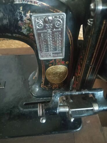 Qədim tikiş maşınları: ZİNGER birinci buraxilişdi .nenemin nenesinden qalmadır tam — 8