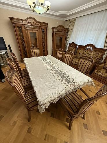 pufik stol: Klassik üslubda zəngin oyma detallı dəst – qonaq otağı və yemək otağı — 5
