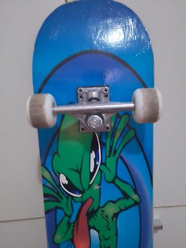 Trotineti, skejtbordovi i hoverbordovi: Skejtbord je potpuno ispravan, u dobrom je stanju sa vidljivim — 4