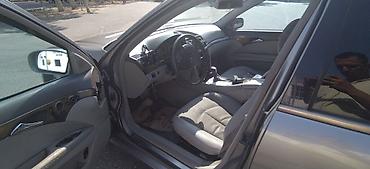 Mercedes-Benz: Mercedes-Benz E-Class: 2.7 l | 2003 il Sedan — 11