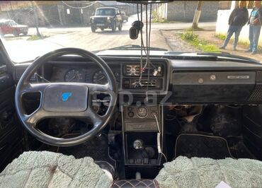 masin aksesuarları: VAZ (LADA) 2107: 1.5 l | 1989 il | 60700 km Sedan