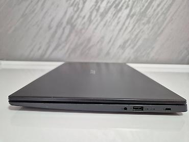 Acer: Acer laptop 15.6” – elegantno crno kućište, tanak profil. Glavne — 8