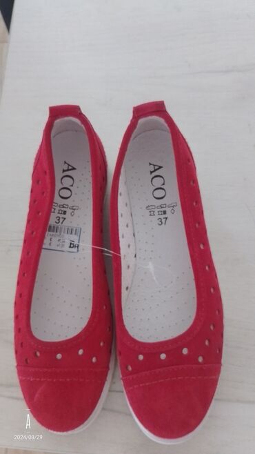perike od prirodne kose novi sad: Ballet shoes, 37