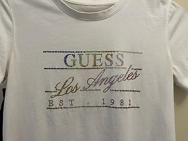 Книги и журналы: Guess tshirt S razmerdir ama serbest razmerdir Amerika razmeri S — 6