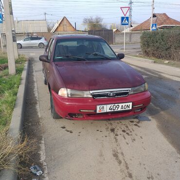 холодильник daewoo: Daewoo Nexia: 1996 г., 1.5 л, Механика, Бензин, Седан