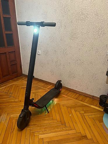 elektron gitaralar: Elektrik skuter – qatlanan, LED işıqlar və displeyli - Rəng: qara — 2