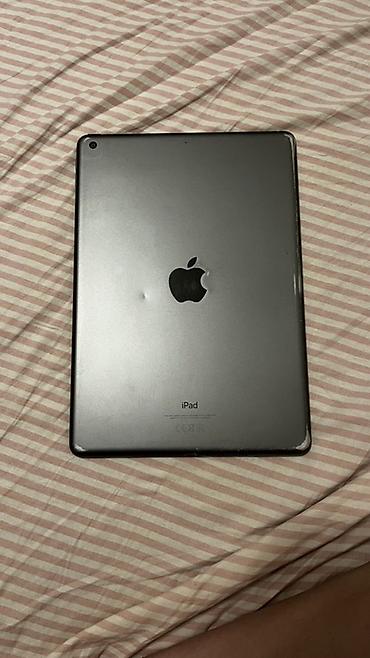 Apple iPad 9-cu nəsil, 64 GB satılır. 📱 10.2″ ekran — ideal