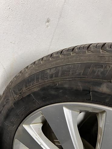turbo 4: Шины 225 / 60 / R 17, Зима, Б/у, Комплект, Легковые, Michelin — 5