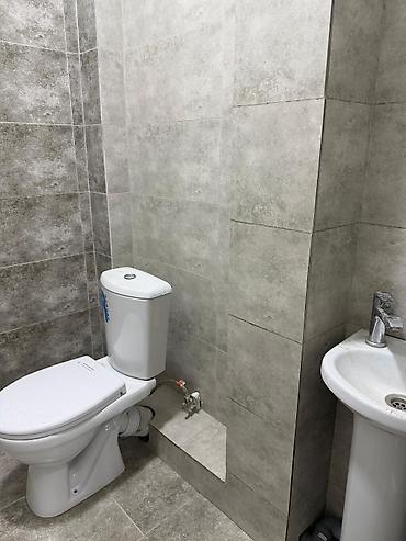 building: Продажа магазинов В жилом доме, 180 м², Евроремонт, Отдельный вход, 1 этаж — 9