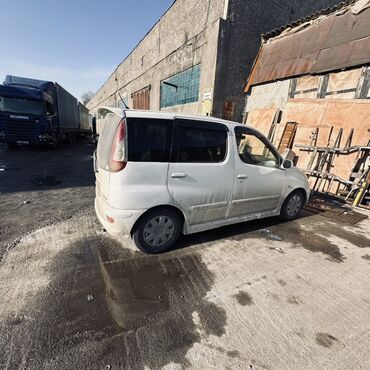 Toyota: Toyota Funcargo: 2003 г., 1.3 л, Автомат, Бензин, Хэтчбэк — 6