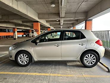 r17 225 65: Toyota Auris: 2008 г., 1.6 л, Робот, Бензин, Хэтчбэк — 1