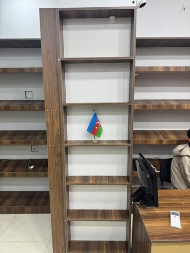 Rəf vitrinləri: Mağaza üçün vitrin/raf sistemi - Material: Lami­nət (ağac teksturalı — 1