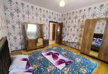 Bağ evlərinin kirayəsi: 120 kv. m, 4 otaqlı, Hovuzlu, Artezian quyusu, İnternet, Telefon — 12