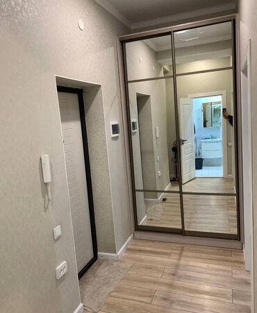 квартира берилет кирком: 1 бөлмө, Менчик ээси, Чогуу жашоосу жок, Толугу менен эмереги бар
