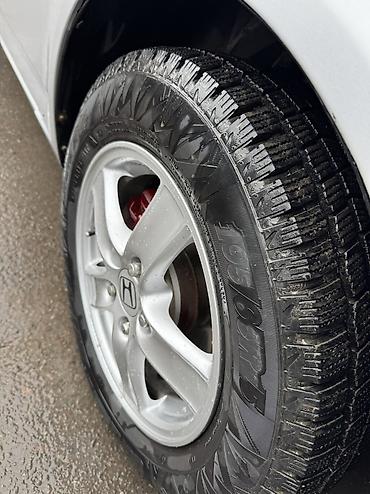 Honda: Honda Stream: 2002 г., 1.7 л, Бензин, Минивэн — 4