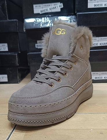 turska obuca: Ugg čizmice
36 do 41,
 cena 3700 dinara
❤️‍🔥📌📌 — 9