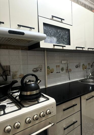 Продажа квартир: 3 комнаты, 75 м², 105 серия, 2 этаж, Дизайнерский ремонт — 22