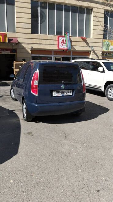 amerika masin sifarisi: Skoda : 1.4 l | 2011 il 210000 km Van/Minivan