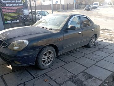 Daewoo: Daewoo Nubira: 2001 г., 1.5 л, Механика, Бензин, Седан