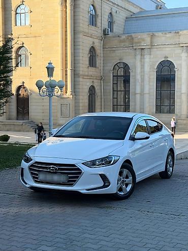 Hyundai: Hyundai Elantra: 1.6 l | 2017 il Sedan — 1