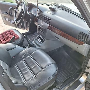 Унаа сатуу: ГАЗ 31105 Volga: 2007 г., Кол менен иштөөчү, Бензин, Седан — 4