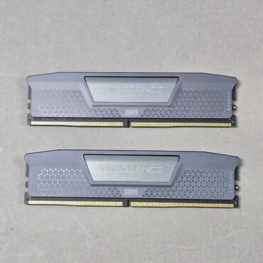 оперативка на ноутбук: Оперативдик эс-тутум, Колдонулган, Corsair, 64 ГБ, DDR5, 6000 МГц, ПК үчүн