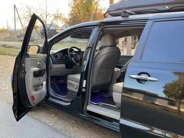 Kia: Kia Carnival: 2017 г., 2.2 л, Типтроник, Дизель, Минивэн — 11