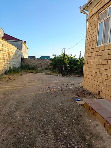 Həyət evləri və villalar: 140 kv. m, 4 otaqlı, İnternet, Telefon, Qaz — 4